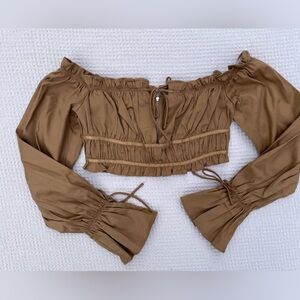 White Fox Brown Long Sleeve Tunic Crop Top Fall Winter Date Night Size M